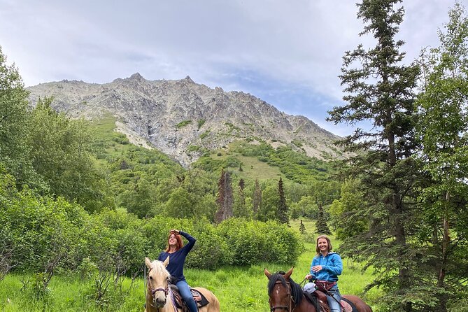 1.5 Hour Trail Ride on a working ranch in the Alaskan Mountains - Timing, weather, and cancellation details