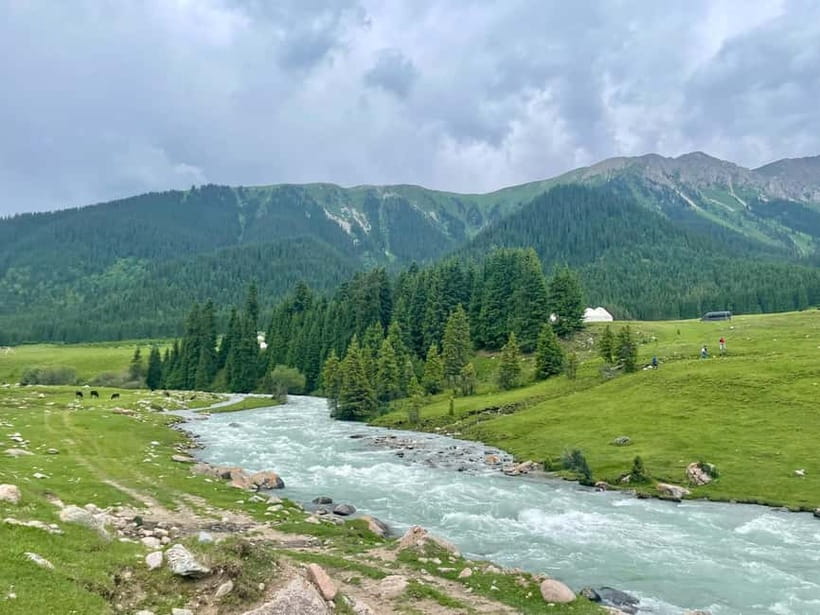 1 Day Chon Kemin tour with Horse Riding - What the $150 price really covers