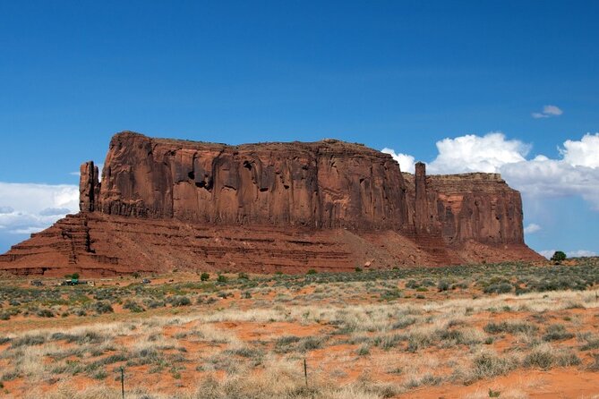 1 Hour Monument Valley Horseback Tour - What the Mitten Buttes reveal