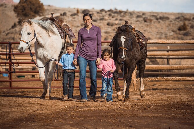 2-Hour Horse Rides Capitol Reef - Wingate Tunnel and the Petrified Forest