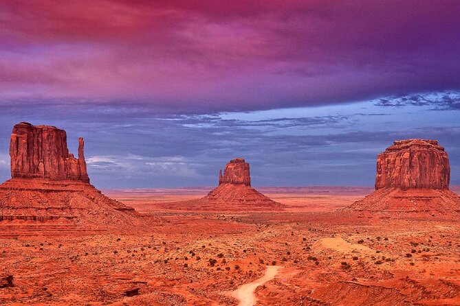 2 Hour Monument Valley Horseback Tour - Finding Sacred Monument Tours near The View Hotel