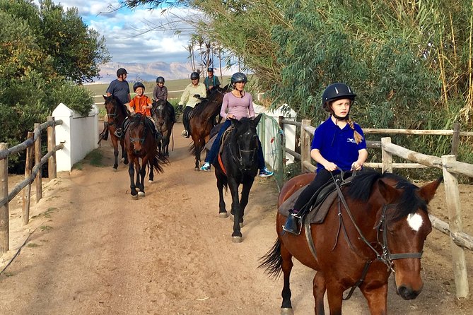 2h – Horse Trail - What the price includes, and what it does not