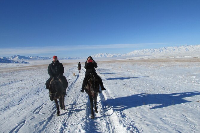 3 days horse back riding to Song-Kul lake whole year round - What to pack for three days on horseback