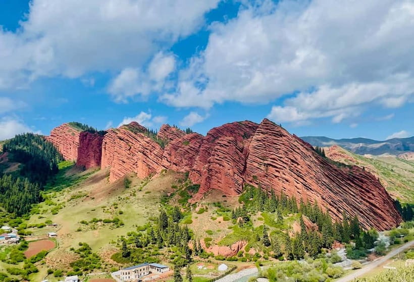 3 Days tour to Issyk Kul and Chon Kemin with horse riding - From Burana Tower to the shores of Issyk Kul