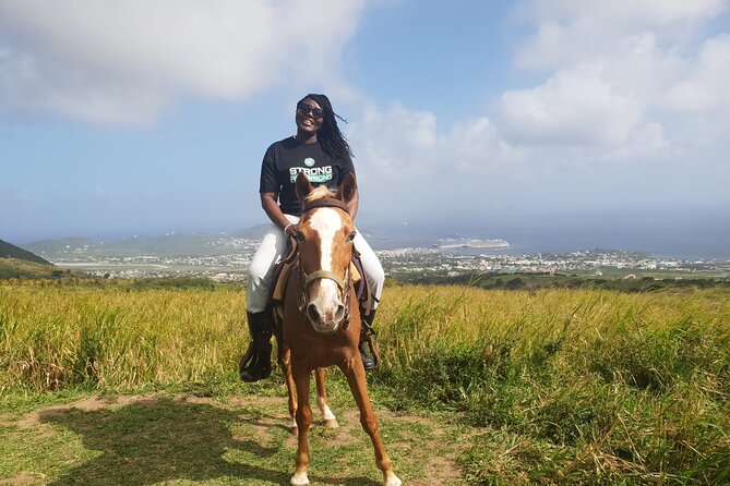 3 Hours Horseback Riding from Nature Trails to Sofa Stone - Water, weather, and what to bring