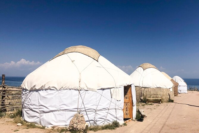 4 Days Issyk Kul & Chon Kemin: Horse Riding and Nomadic Yurt Stay - Day 3: Fairy Tale Canyon, Barskoon, Jeti Oguz, and hot springs