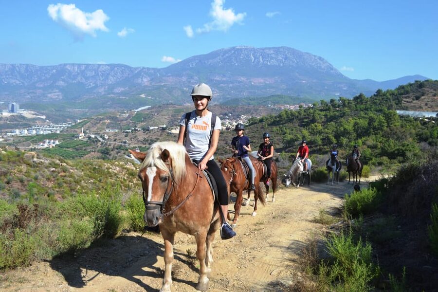 Alanya: Horse Riding Tour - Passing Near Ancient Syedra