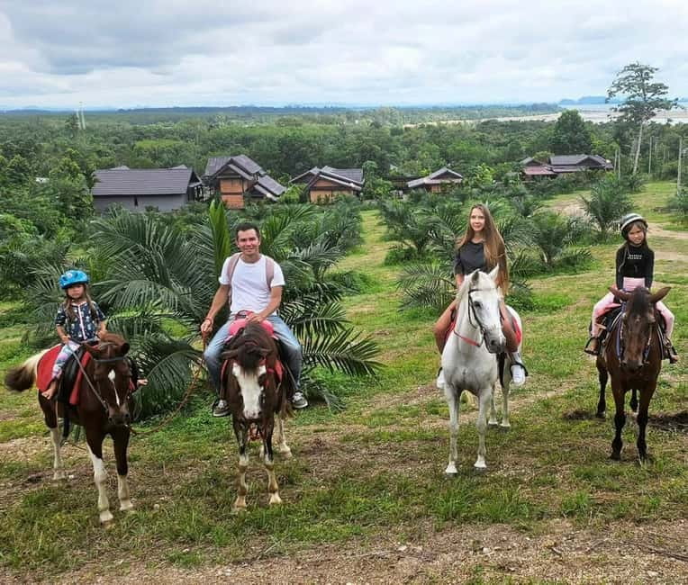 Ao Nang: Horse Riding Tour and kayaking clongrood - From saddle to clear water at Khlong Root