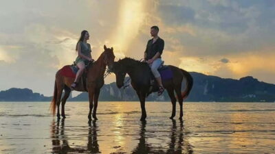 Ao Nang: Horse Riding Tour and kayaking clongrood
