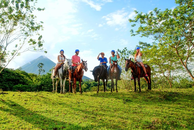Arenal Horseback Riding to La Fortuna Waterfall - Getting comfortable in the saddle