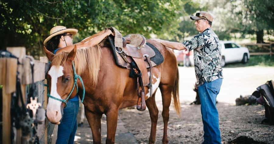 Austin: Maverick Horsemanship Trail Ride - The first stretch on horseback