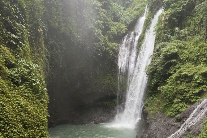 Bali Beach Horse Riding combo with waterfall All Inclusive - Kanto Lampo Waterfall: a quieter change of pace