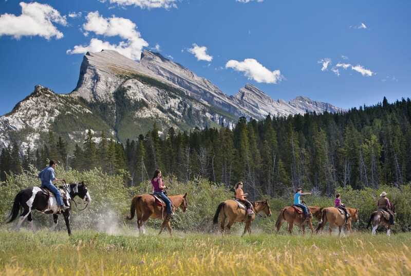 Banff National Park: 2-Hour Sundance Loop Horseback Ride - What to Wear and What to Leave Behind