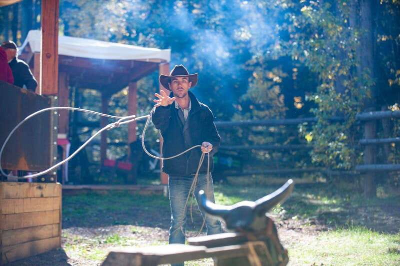 Banff: Wagon Ride with Cowboy Cookout BBQ - Practical advice for a smoother ride