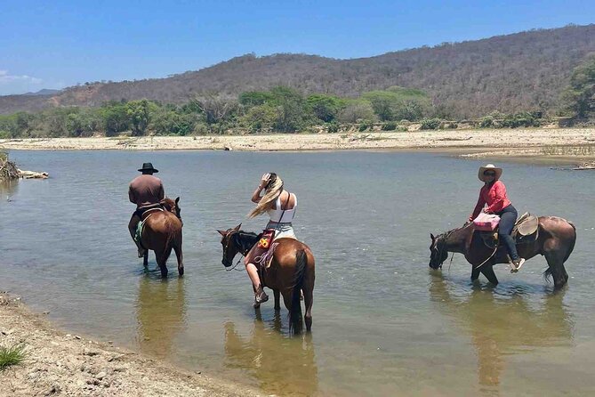 Beach Horseback Riding Adventure in Copalita, Huatulco - Crossing the Copalita River