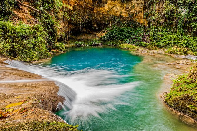Blue Hole and Horse back riding - Timing can stretch beyond the advertised three to four hours