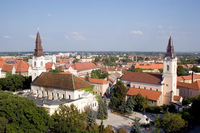 Budapest Puszta Day Trip to Kecskemet with Horse Show & Lunch - The carriage ride before lunch