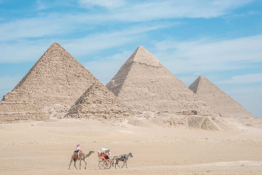 Cairo: Half Day Pyramids Tour by Camel or Horse Carriage - Lunch, photos, and other add-ons