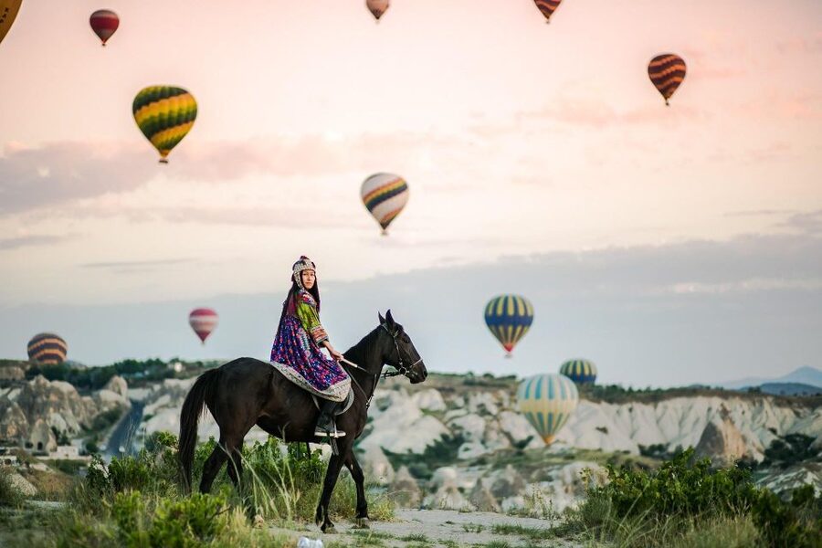 Cappadocia: Horse Riding Tour Sunset or Day Time with Pickup - Red Valley: the strongest case for a sunset ride