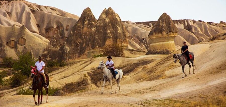 Cappadocia: Horse Riding Tour Sunset or Day Time with Pickup - Hotel pickup and the horse farm briefing