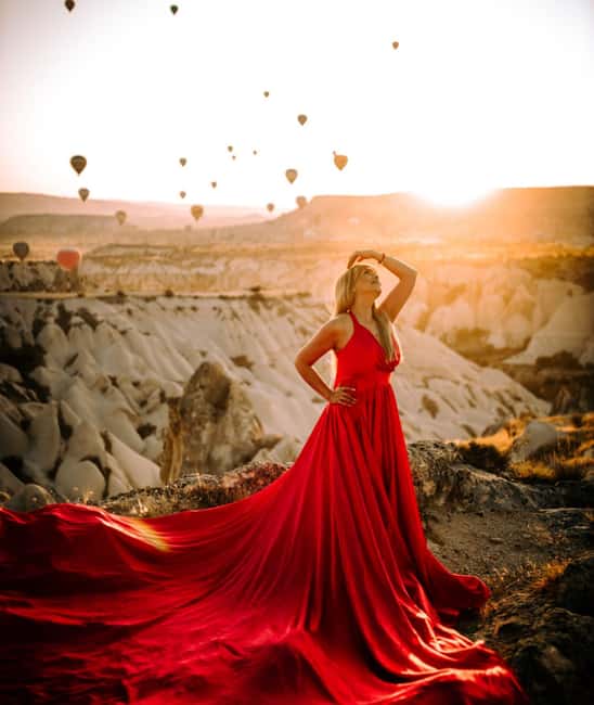 Cappadocia: Private Photo Shoot with Flying Dress & Horses - Horses, Carpets, and Styled Sets