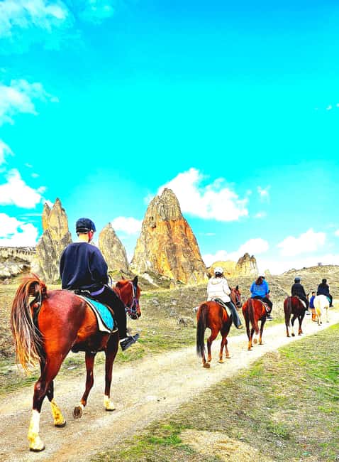 Cappadocia Sunrise & Sunset Horse Tour with Photography - Sunrise versus sunset