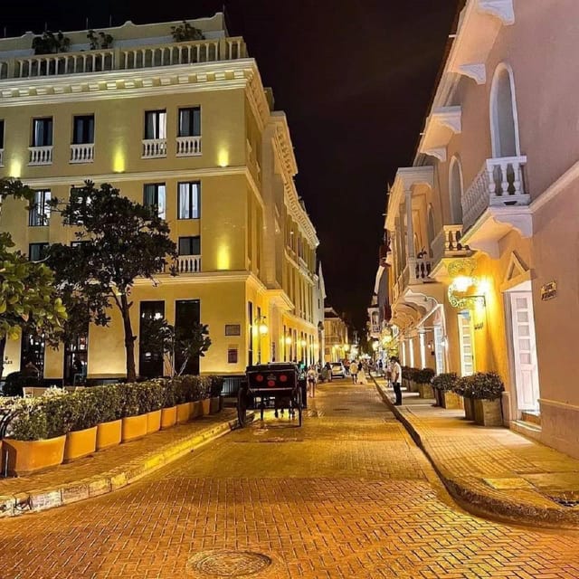 Cartagena: COLLONIAL HORSE DRAWN CARRIAGE by THE OLD CITY - Key points to know before you book
