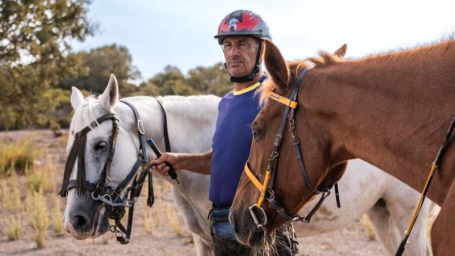 Castelsardo: horseback in Sedini - The briefing matters more than the saddle time