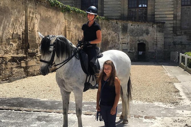 Chantilly Tour: Great Stables and Renaissance Meal from Paris - The drive from Paris to Prince de Condé country