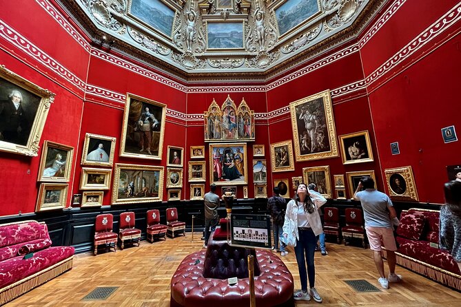Chantilly Tour: Great Stables and Renaissance Meal from Paris - Raphael, Poussin, and a small but serious art collection