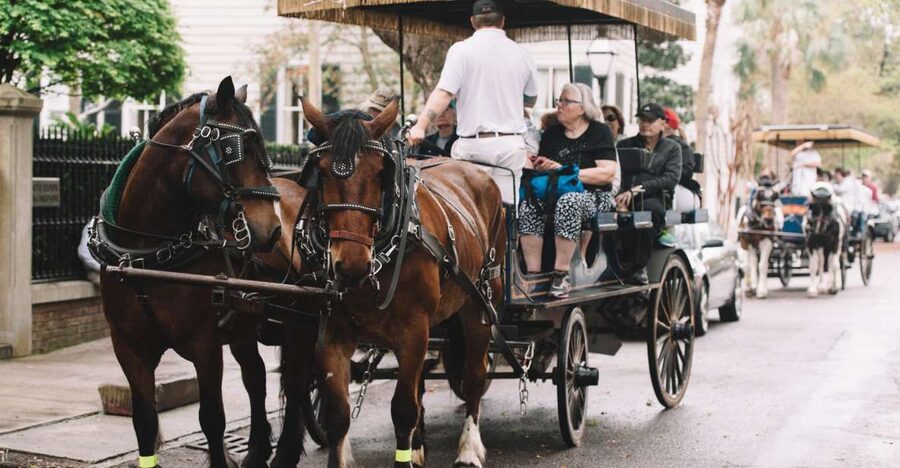 Charleston: Haunted Horse-Drawn Carriage Evening Tour - Old Exchange Building and Provost Dungeon