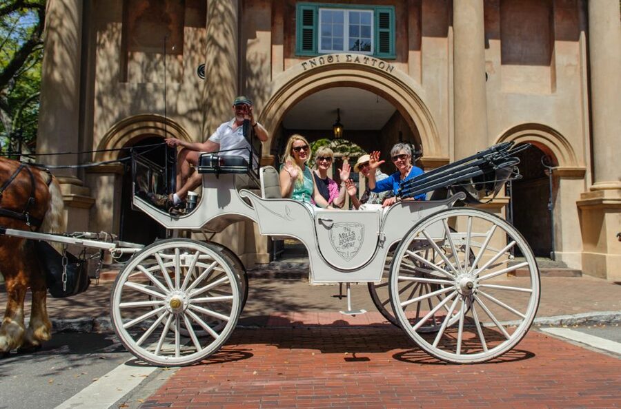Charleston, SC: Private Daytime Horse-Drawn Carriage Ride - What the private format means for families and couples