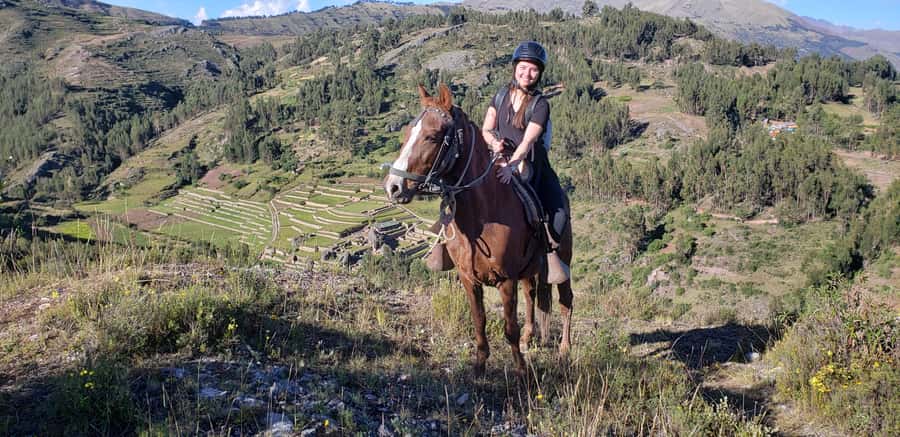 Cusco: Sacsayhuaman Guided Tour and 1-Hour Horseback Ride - Why this combination works in Cusco