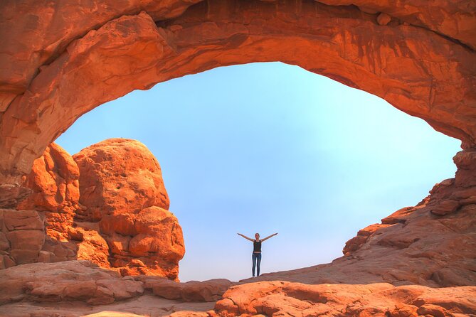 Discover The Best Of Moab In A Day: Arches Canyonlands Dead Horse - Starting before the heat in Arches National Park