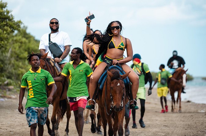 Dunn's River Falls and Horseback Riding Adventure Ocho Rios Ja - Group size, pace, and guide service