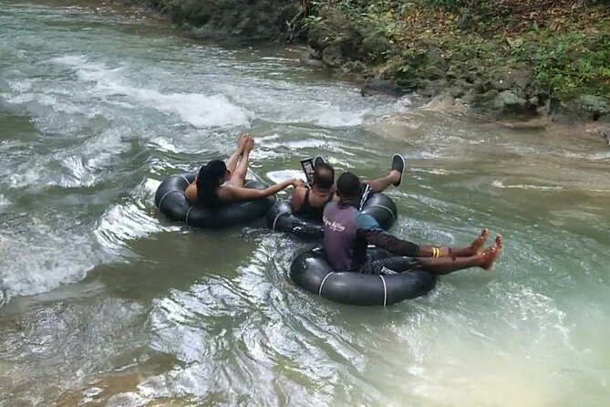 Dunn's River Falls, River Tubing, and Horseback Riding With Transportation - Why the private driver matters