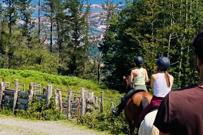 Explore Scenic Mountains and Horseback Riding - Why the small group of eight matters