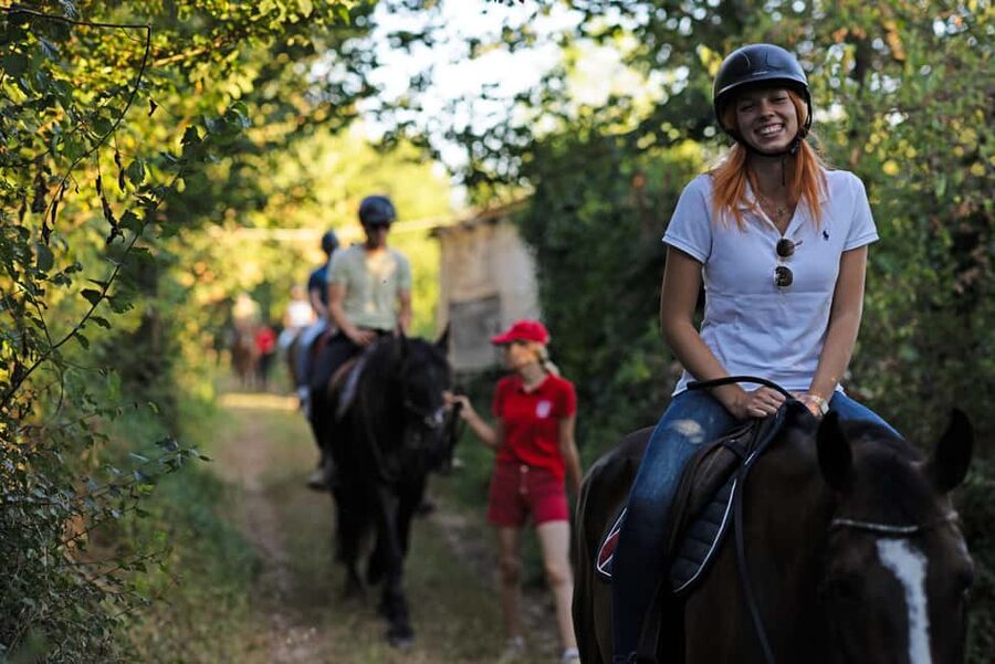 Fazana: Sunset 1-hour Horse Riding in Nature with Guide - Starting at Ranch Laguna Fažana
