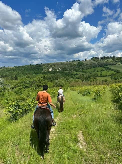 Florence: Private Horseback Ride with Wine Aperitivo - Leaving Florence for the Tuscan countryside