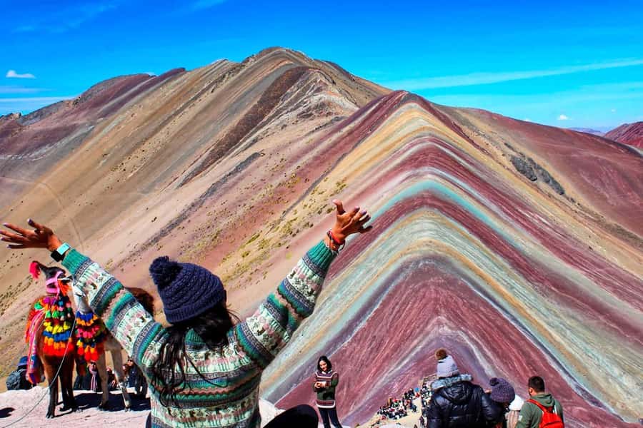 FULL DAY| MOUNTAIN OF COLORS ON HORSEBACK - Key points at a glance