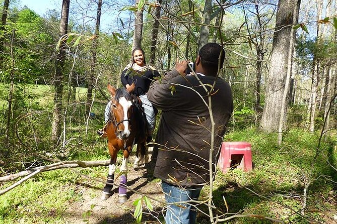 Georgia Horseback Ride with Wine Tasting - A four-hour Georgia outing with two very different halves