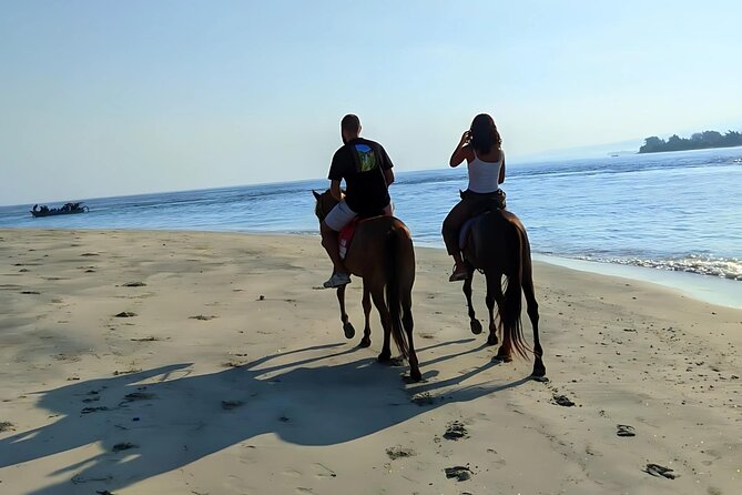 Gili Meno Horse Riding Adventure on the Beach for 1 Hour - Photos without the phone juggling