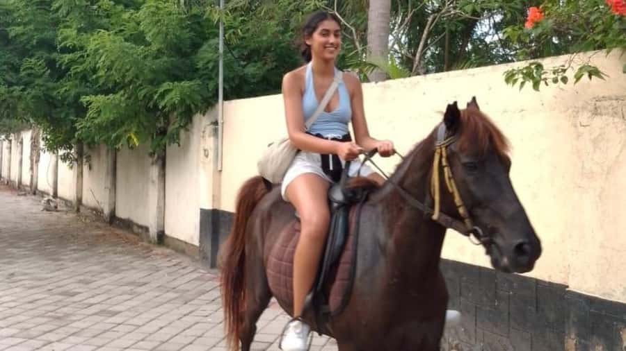Gili Trawangan: Horse Riding on the Beach - Ocean views, boats, and the island shore