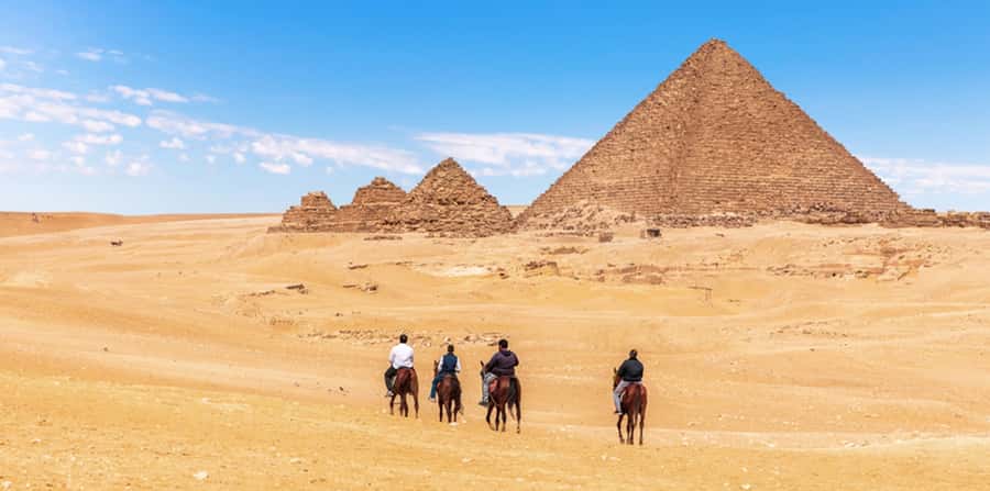 Giza: Arabian Horse Tour Around the Giza Pyramids - Key points to know before booking