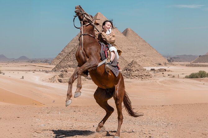 Giza Pyramids Photoshoot with Jumping Horse, Camel and Sphinx - Why this Giza tour is different