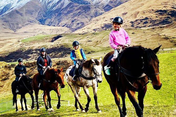 Gold Discovery Trail Horse Trek Cardrona - Most popular! - Why the small group makes a difference
