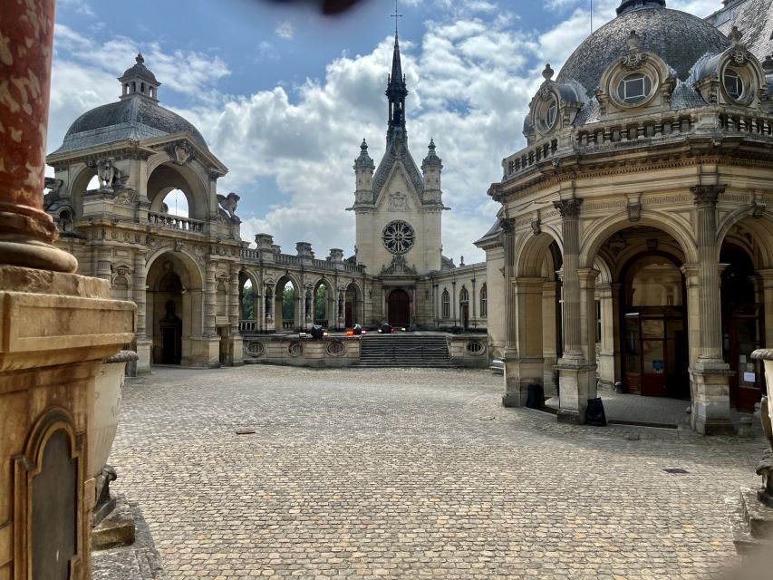 Great Stables of Prince de Conde & Palace Chantilly - The one-hour drive from Paris