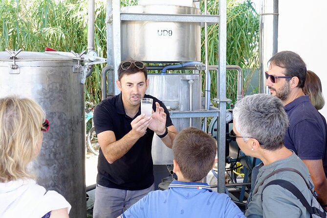 Guided tour Distillery of Lavender between Nîmes & Arles - Guides who make the difference
