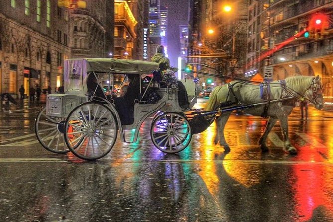 Horse Carriage Tour in New York City's Central Park Small Loop - Gapstow Bridge, the Pond, and famous movie views