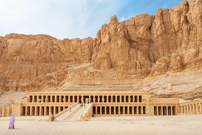 Horse Carriage Tour to Valley of the kings and Hatshepsut temple - Hatshepsut Temple and its unusual design